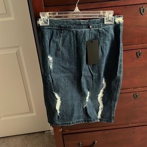 NWT Kendall & Kylie denim skirt